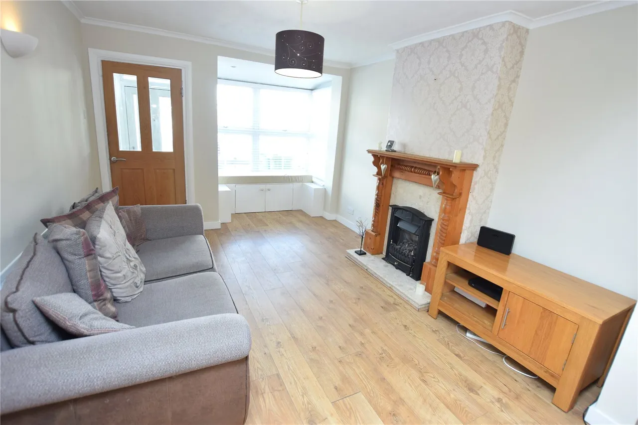 Somerset Road, Farnborough, Hampshire, GU14 6DP, photo 4