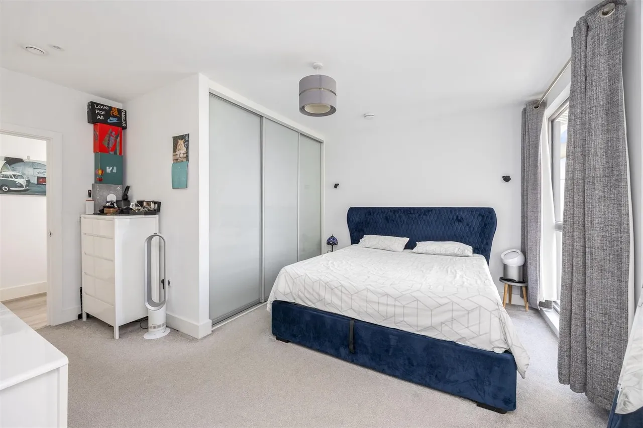 Brighton Road, Worthing, photo 5
