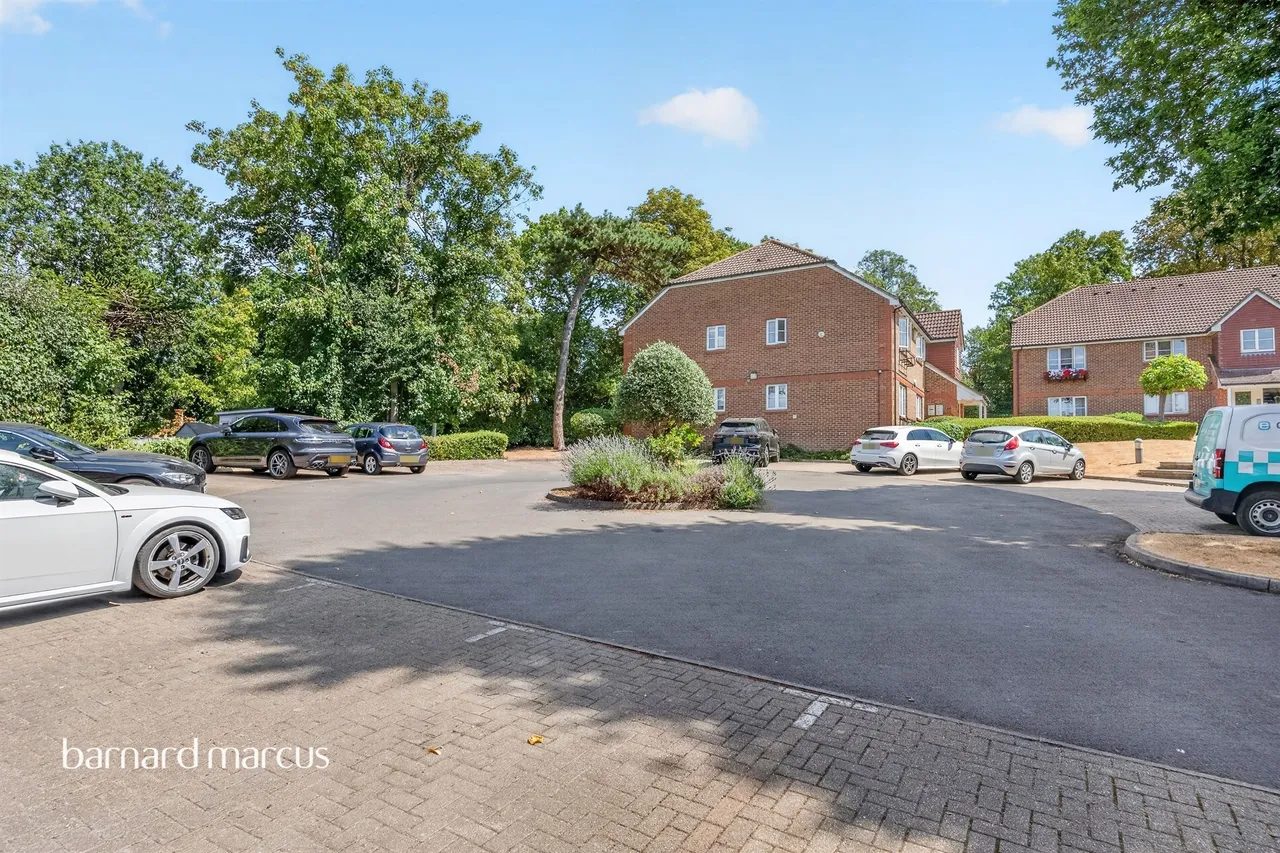 Evelyn Way, Wallington, SM6, photo 13