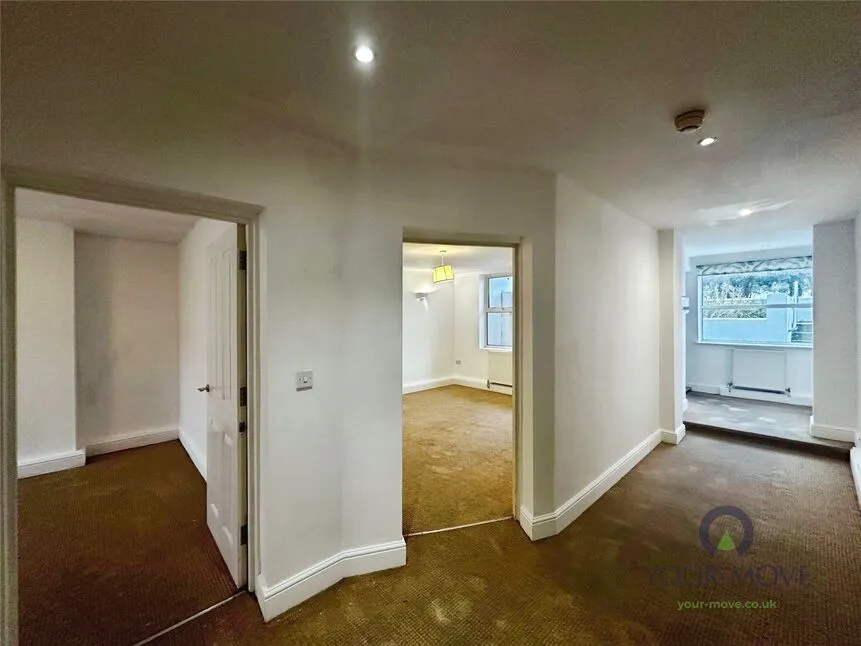 Royal Parade, Eastbourne, East Sussex, BN22, photo 3