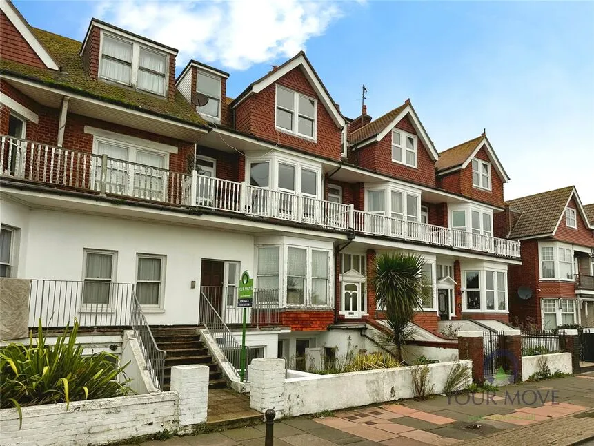 2 bed flat for sale — Royal Parade, Eastbourne, East Sussex, BN22