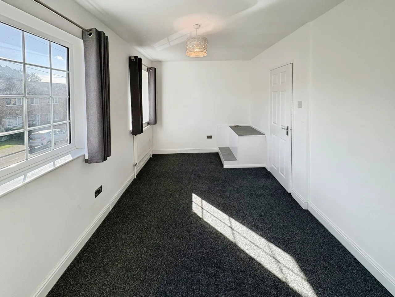 Woodpecker Close, Skellingthorpe, LN6, photo 14