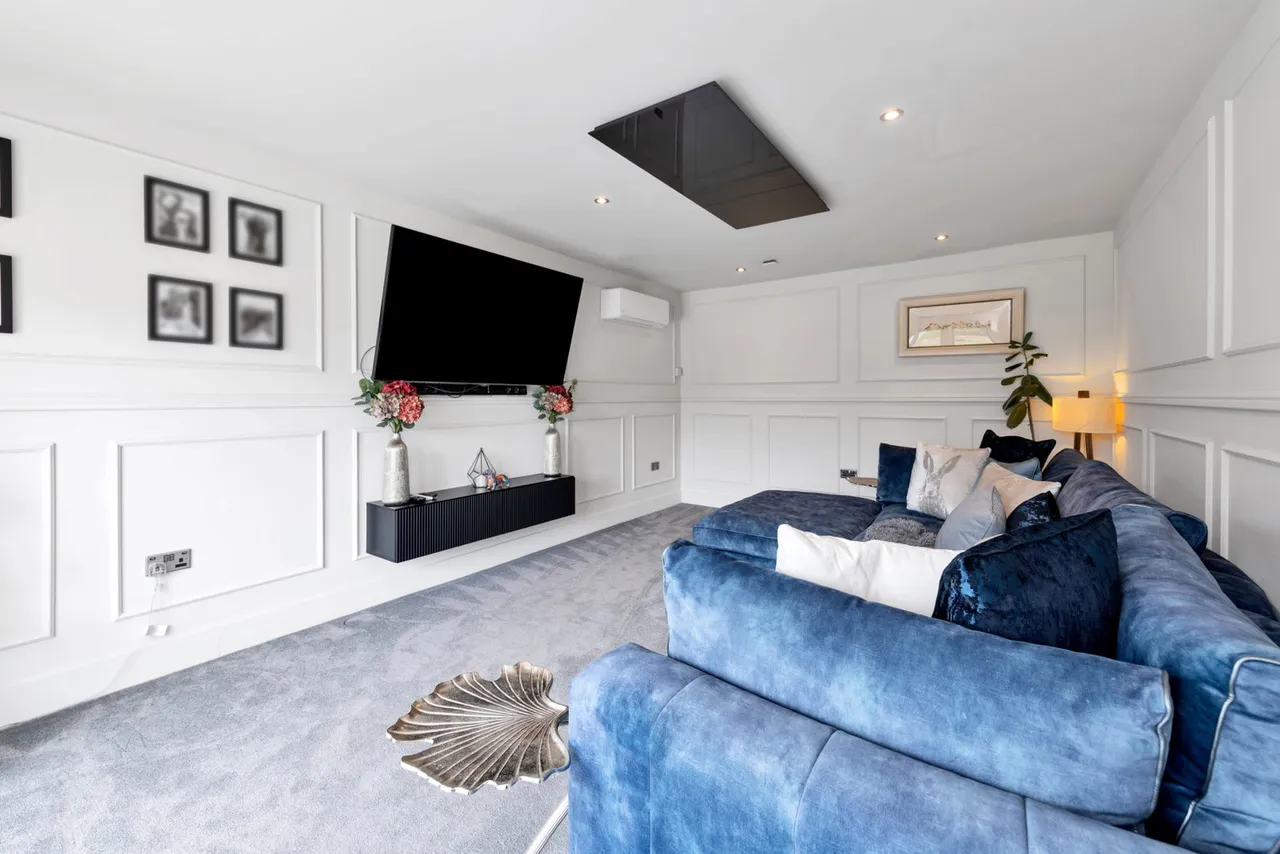 Oldhurst Road, Pidley, photo 6