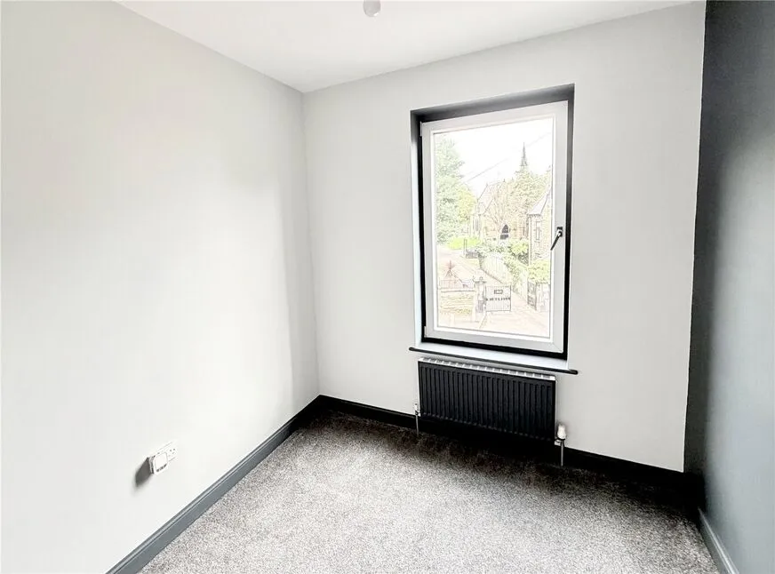 Cemetery Road, Wombwell, Barnsley, S73, photo 9