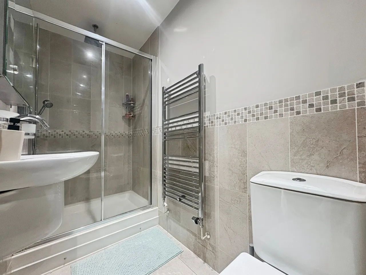 Vicarage Hill, Farnham, GU9, photo 13
