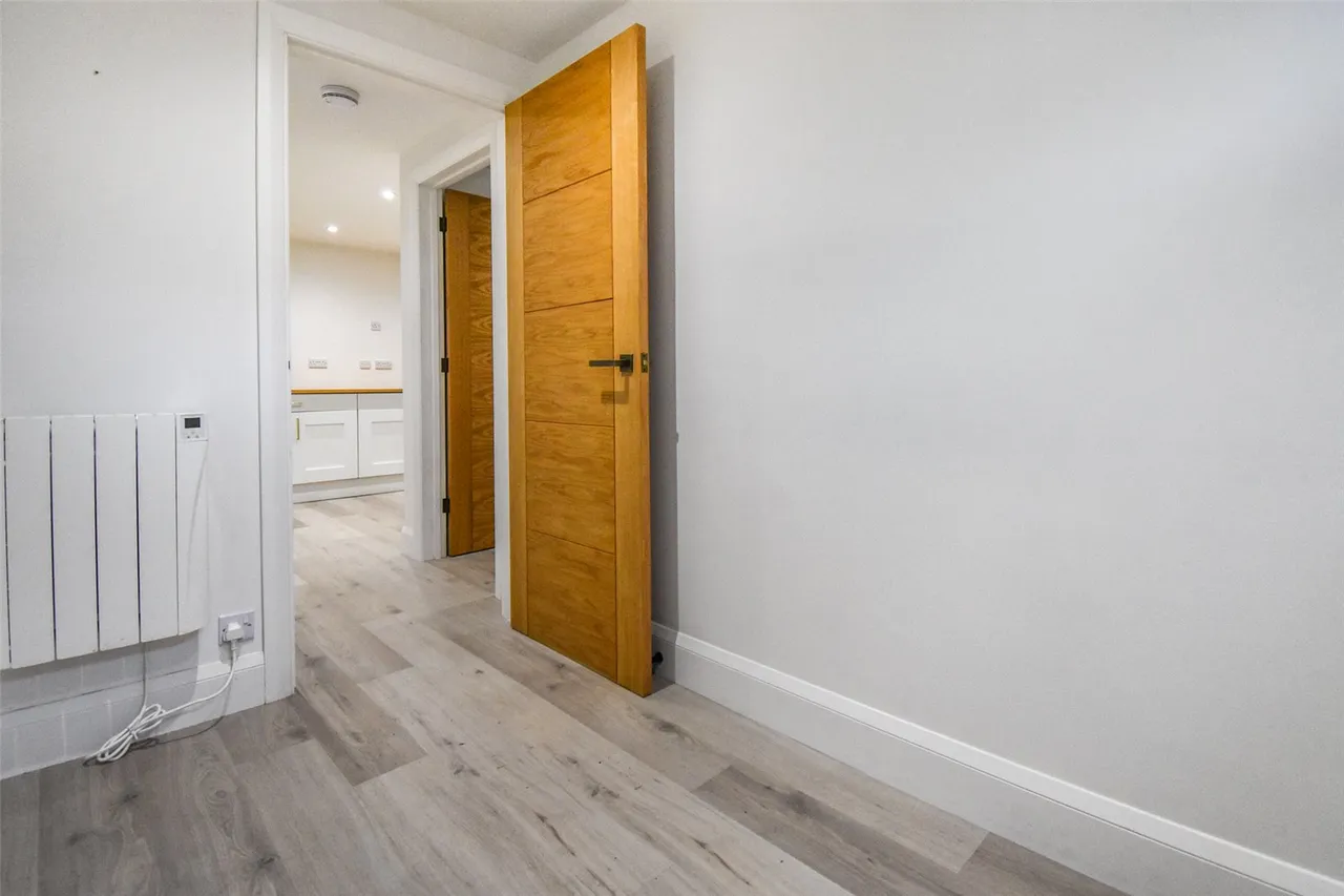 Lansdowne Road, Aldershot, Hampshire, GU11 3ER, photo 23