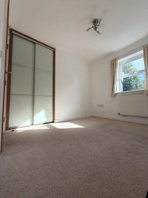 Walton Road, Bushey, WD23, photo 5