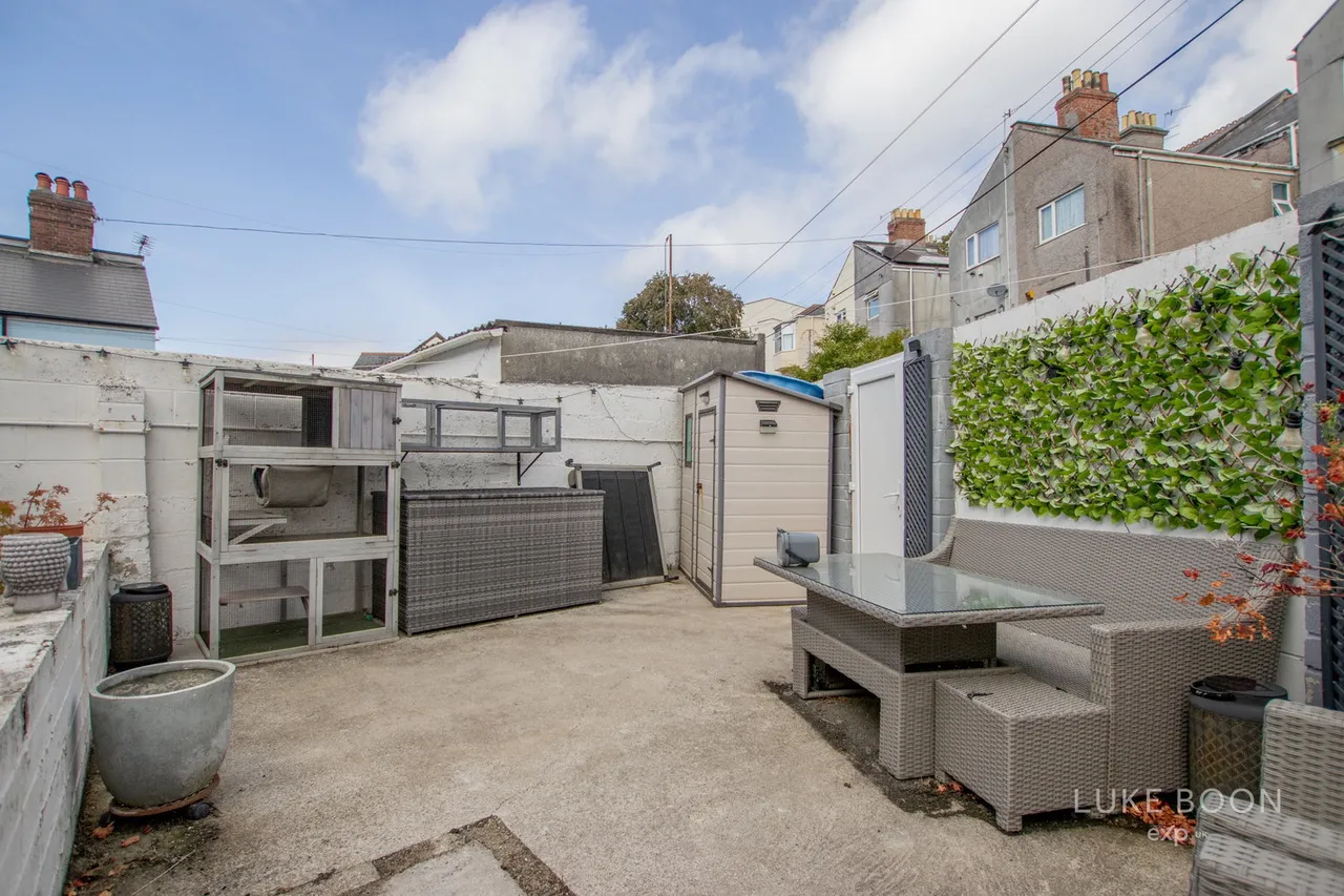 St. Barnabas Terrace, Stoke, PL1 5NN, photo 4