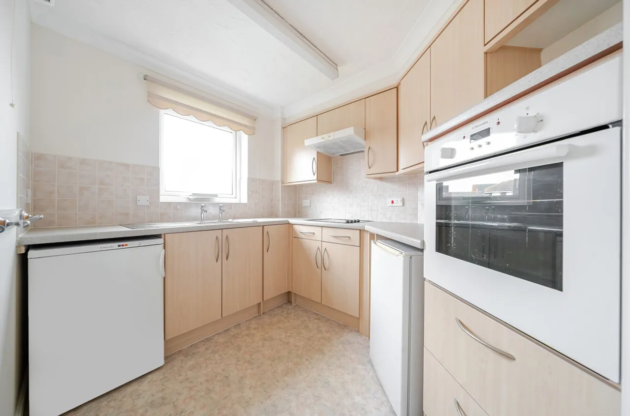 Stockbridge Road, Chichester, PO19, photo 5