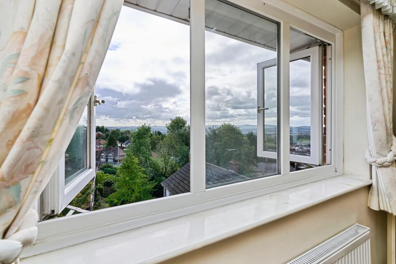 View Drive, Oakham, DY2, photo 27