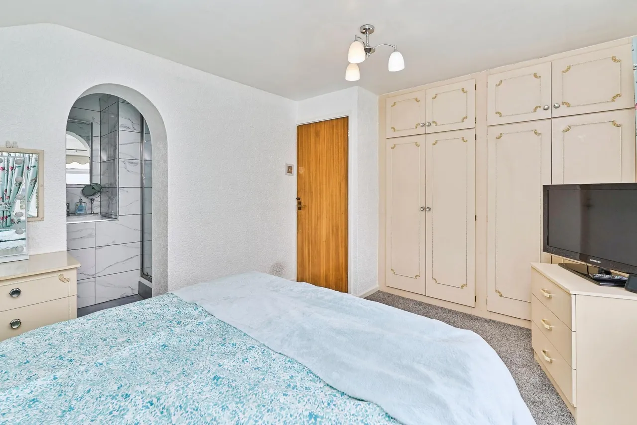 View Drive, Oakham, DY2, photo 32