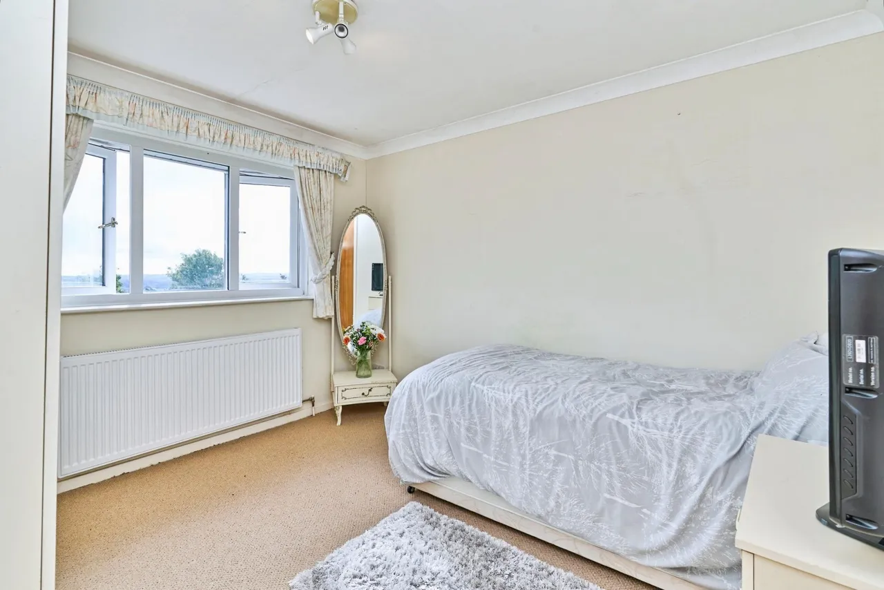 View Drive, Oakham, DY2, photo 25