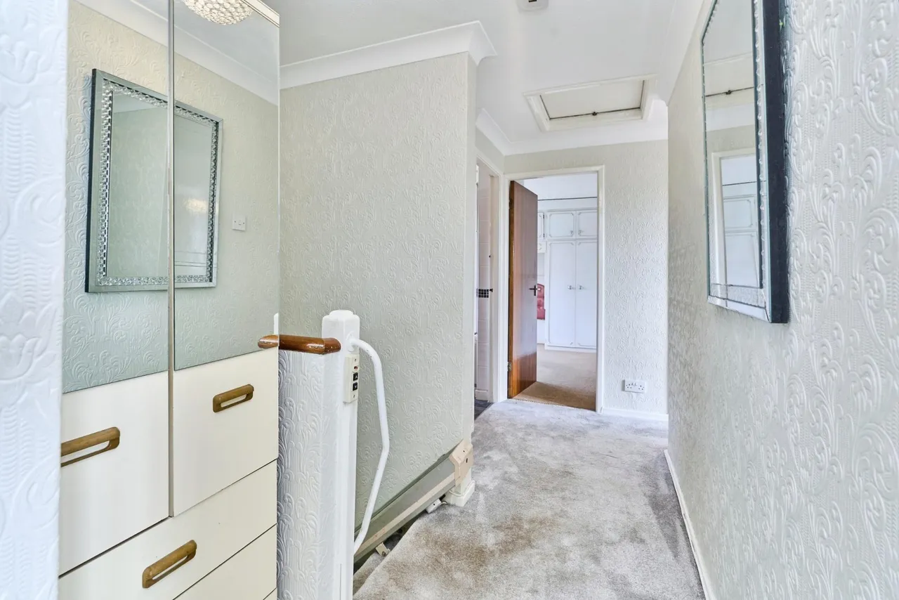 View Drive, Oakham, DY2, photo 34