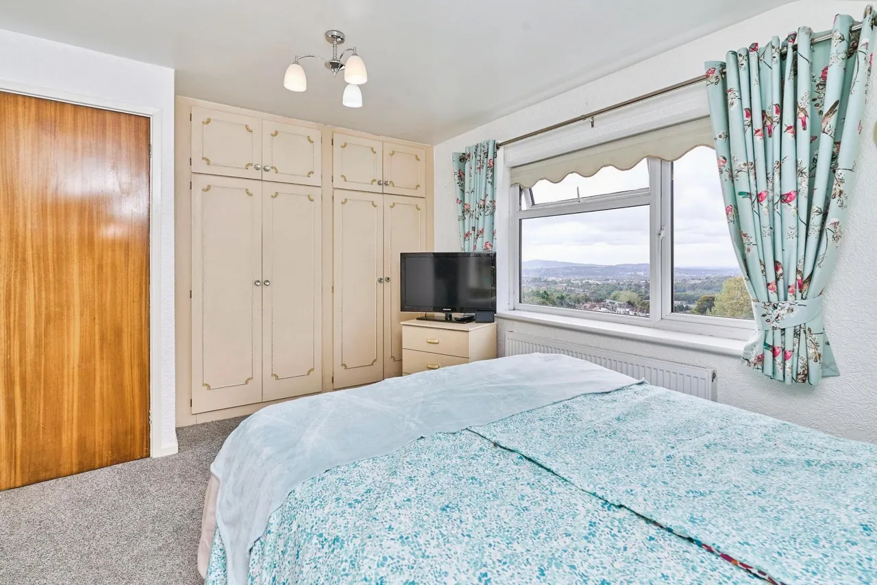 View Drive, Oakham, DY2, photo 29