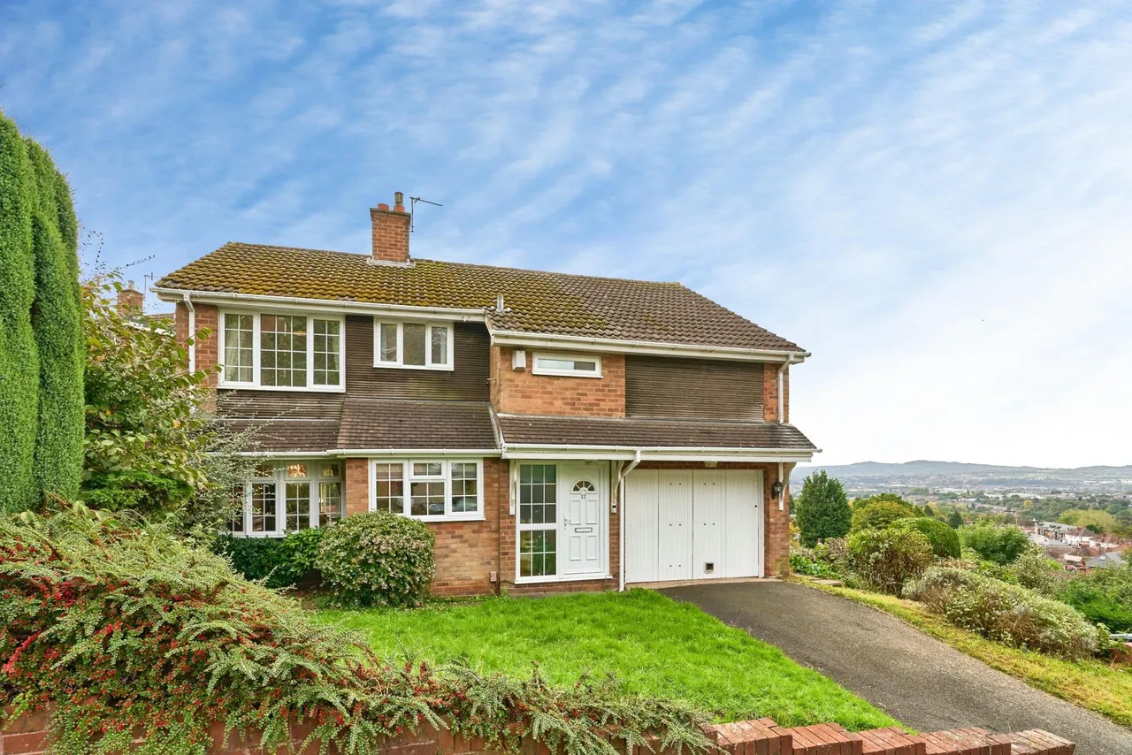 View Drive, Oakham, DY2, photo 51