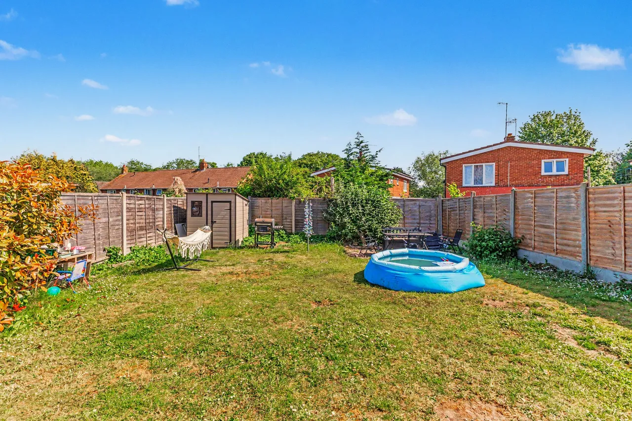 Battleton Road, Evesham, WR11, photo 4