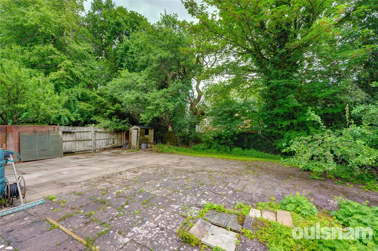 Hollyfield Drive, Barnt Green, Birmingham, Worcestershire, B45 8HP, photo 22