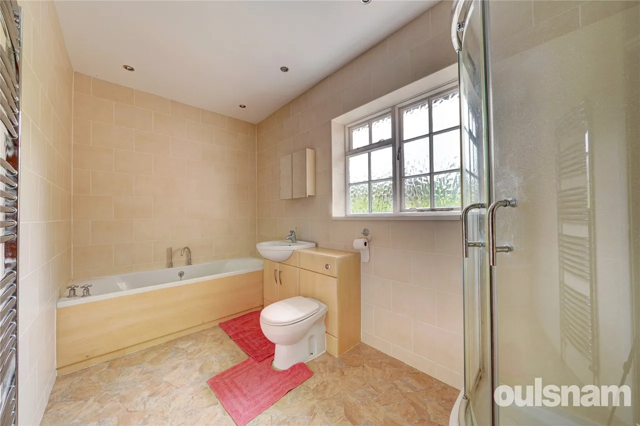 Hollyfield Drive, Barnt Green, Birmingham, Worcestershire, B45 8HP, photo 11