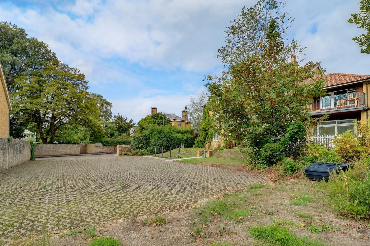 North Road, Sherborne, DT9, photo 13