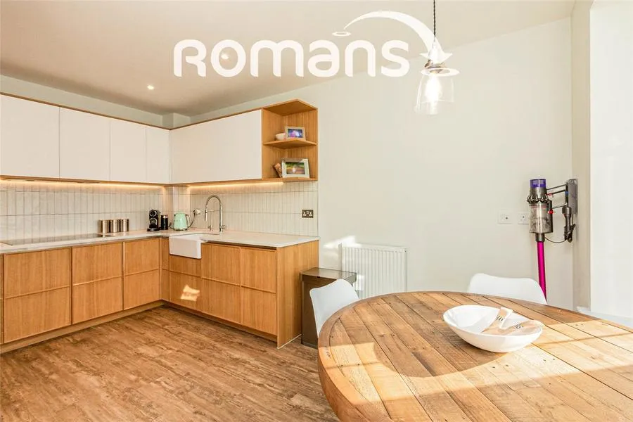 Featherfall Road, Crookham Village, GU51, photo 4