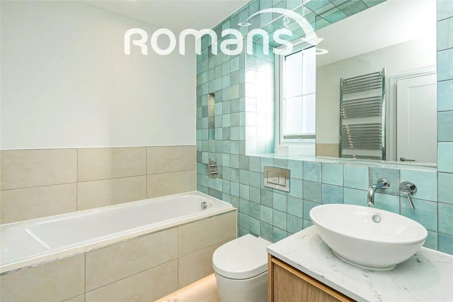 Featherfall Road, Crookham Village, GU51, photo 6