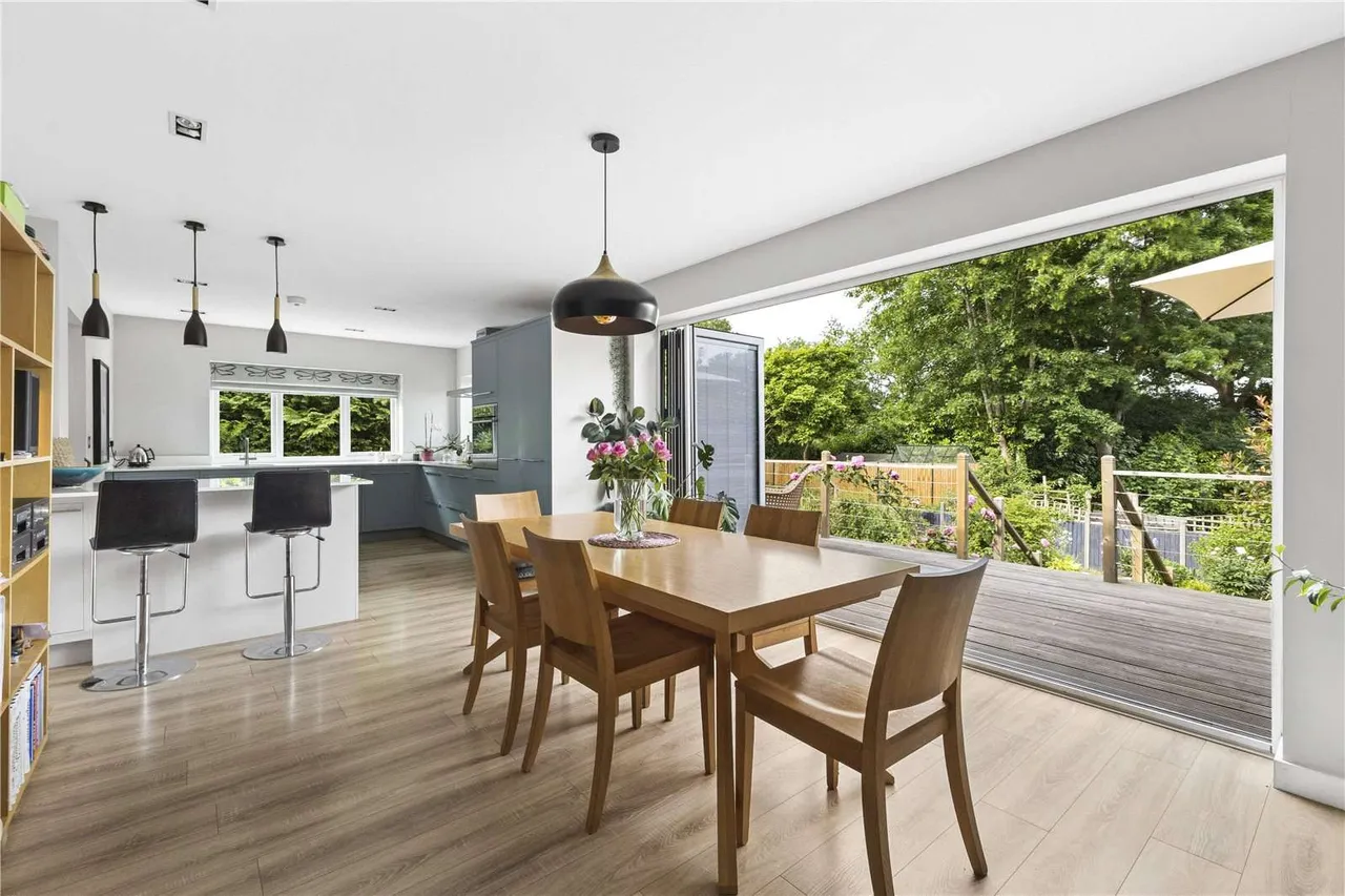 Chapel Road, Rowledge, Farnham, Surrey, GU10 4AP, photo 7