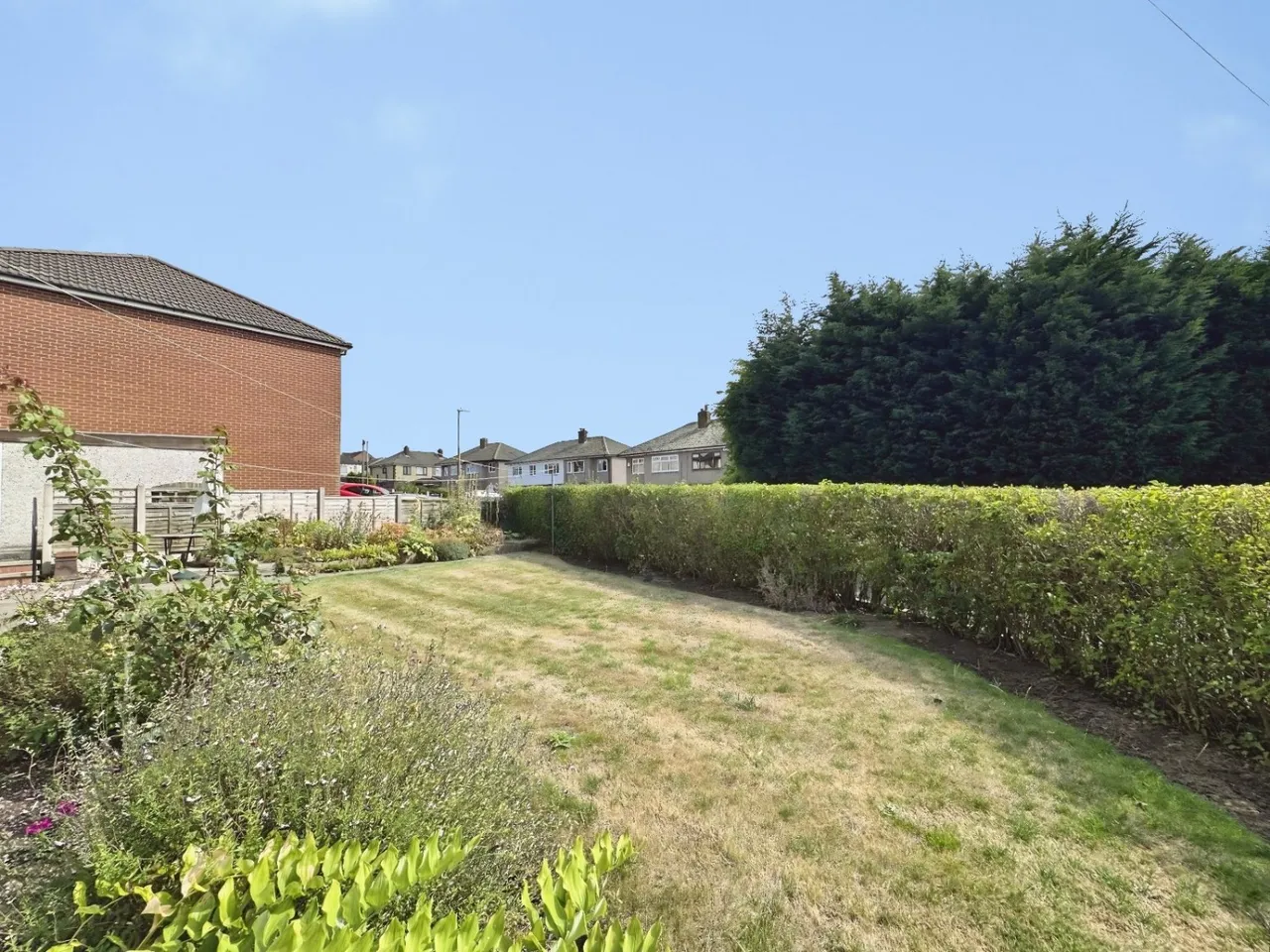 Woodlands Crescent, Gomersal, BD19, photo 15