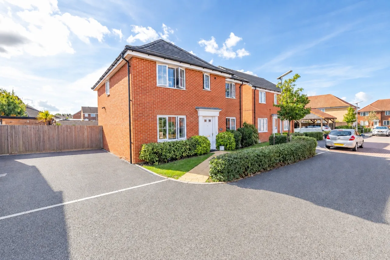 5 bed house for sale, Buckle Drive, Aylesham, CT3