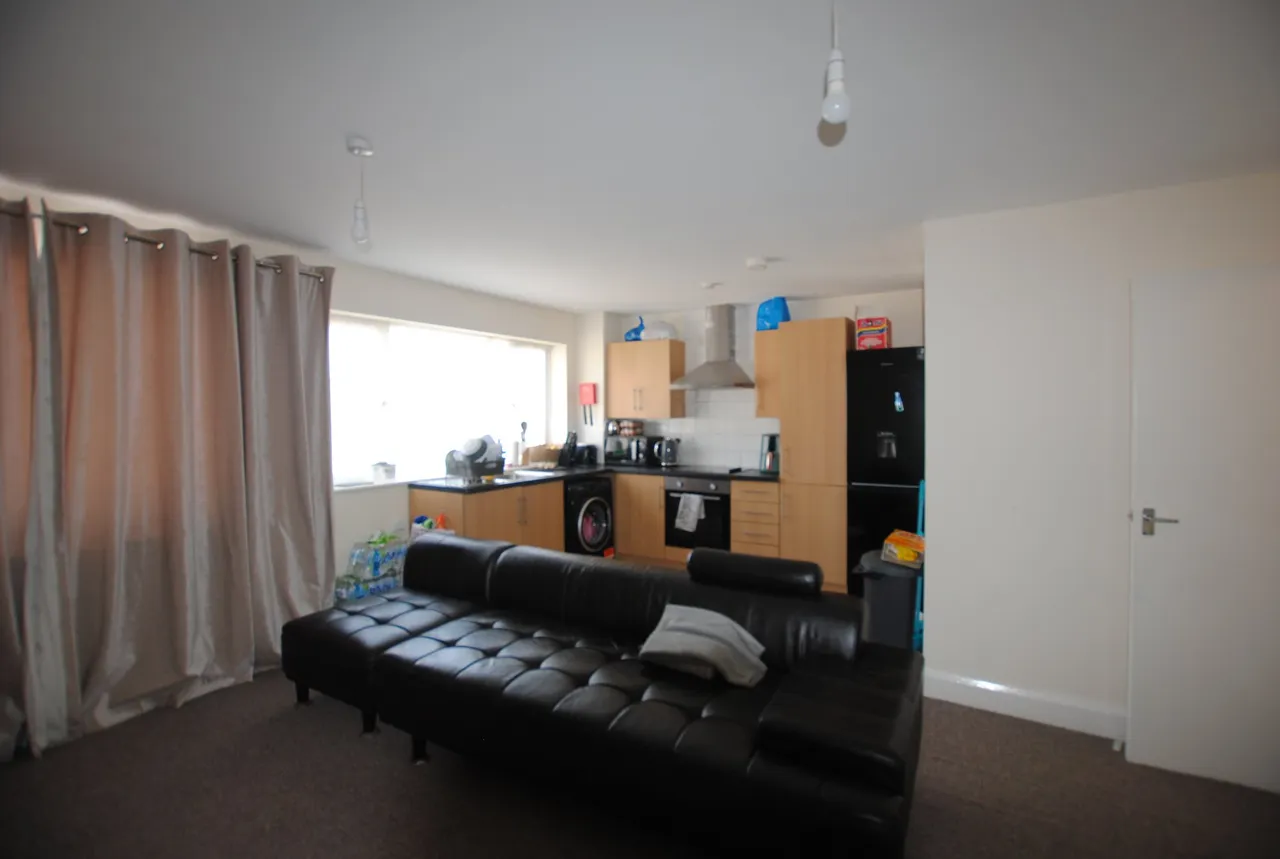 Milton Road, Gravesend, Kent, DA12 2PJ, photo 15