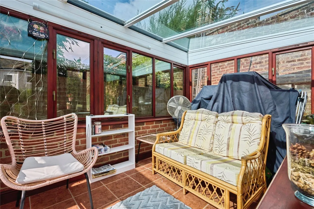 Station Avenue, Sandown, PO36, photo 25