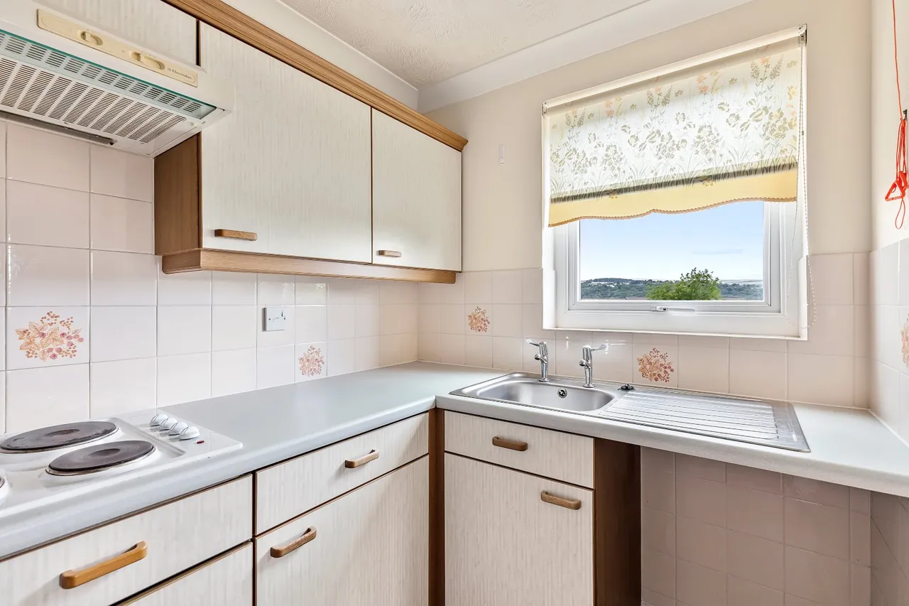 Springs Lane, Ilkley, LS29, photo 4