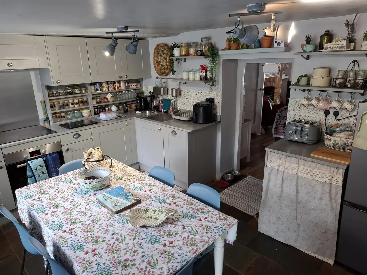 Watling Street West, Towcester, NN12, photo 3