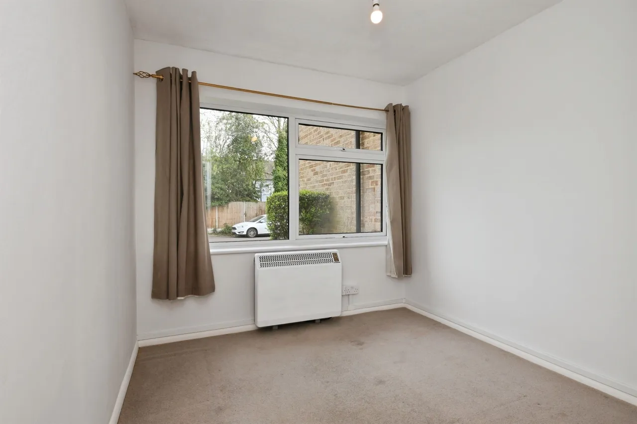 High Road, Broxbourne, photo 8