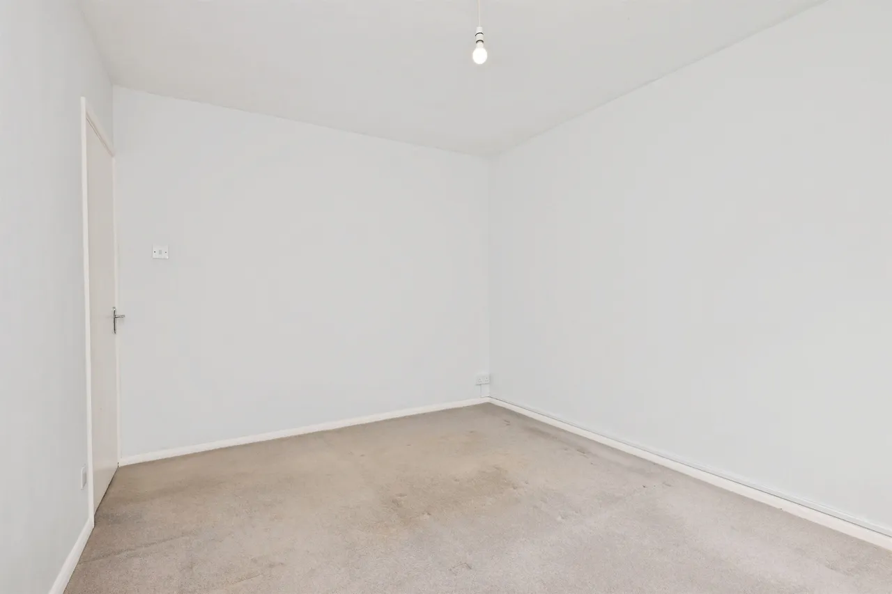 High Road, Broxbourne, photo 7