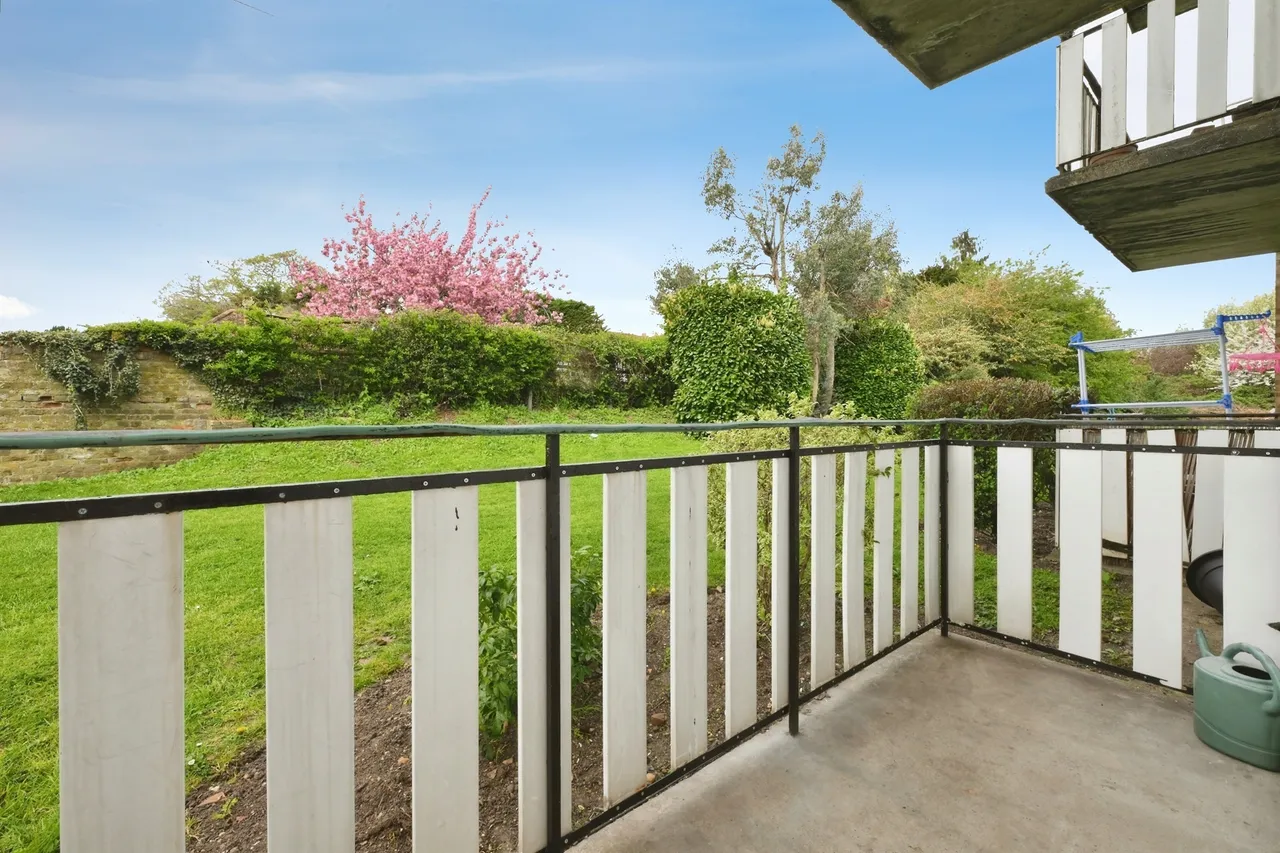 High Road, Broxbourne, photo 11