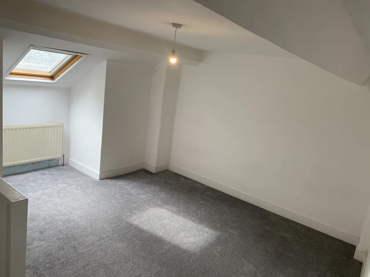 Woodhead Road, SHEFFIELD, photo 2