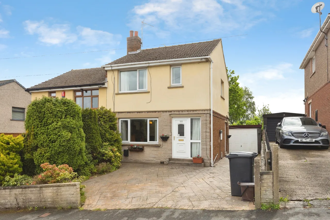 Healey Wood Road, Brighouse, photo 3