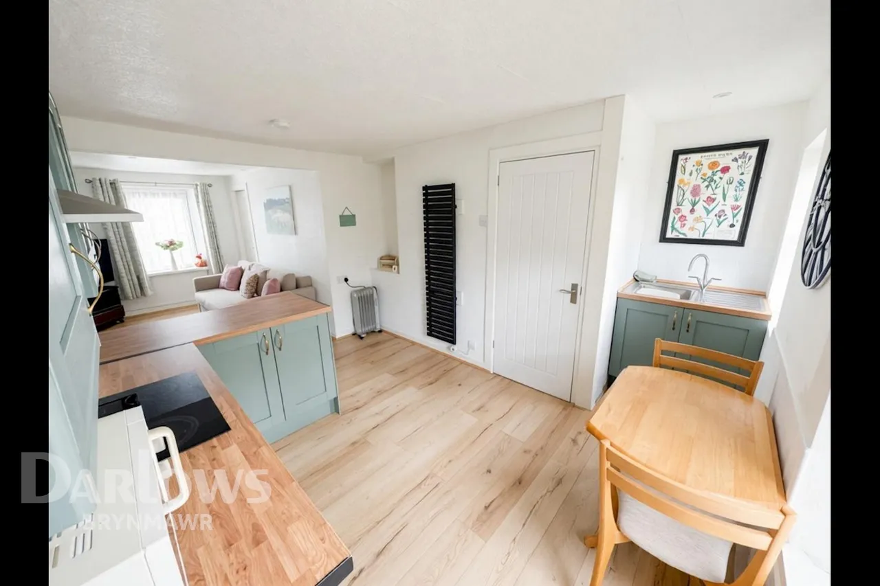 Lower Monk Street, Abergavenny, photo 3