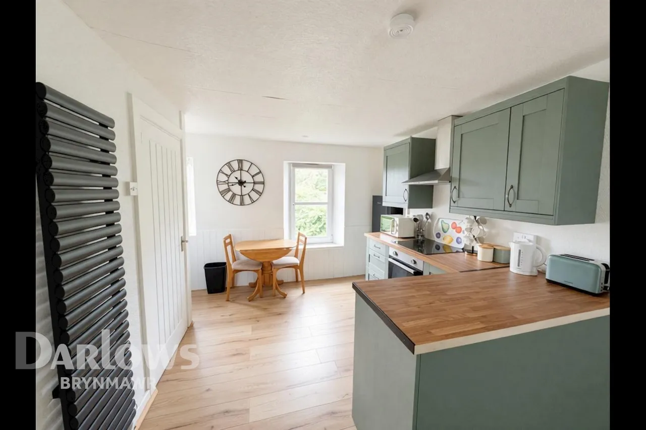 Lower Monk Street, Abergavenny, photo 2