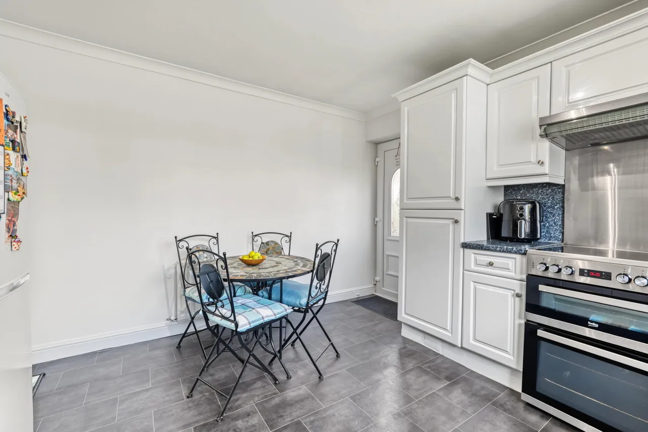 Beech Grove, Seaton, CA14, photo 6