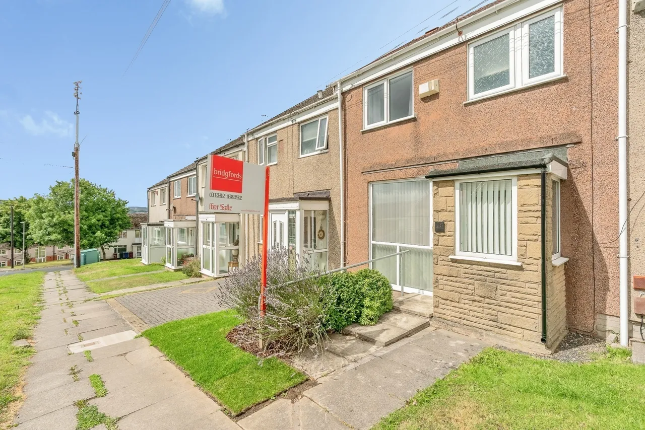 Carholme Avenue, Burnley, Lancashire, BB10, photo 18