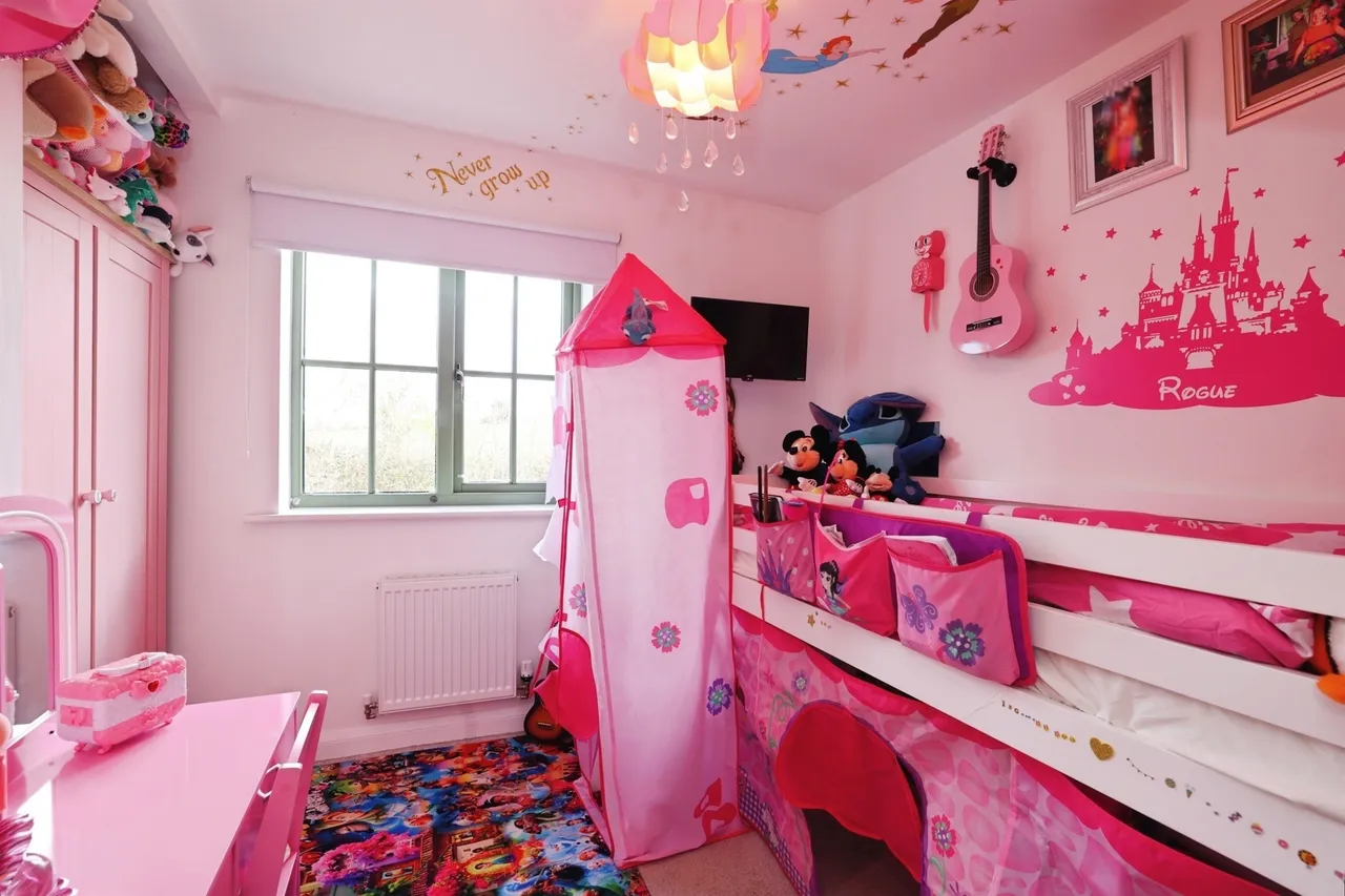 Britannia Drive, Calne, photo 12