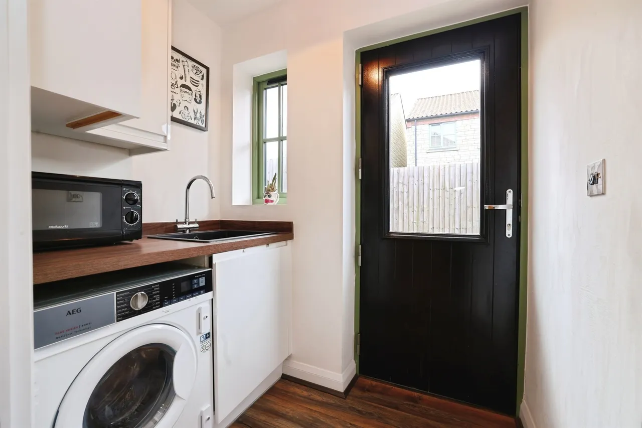 Britannia Drive, Calne, photo 8