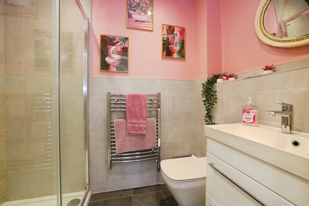 Britannia Drive, Calne, photo 10
