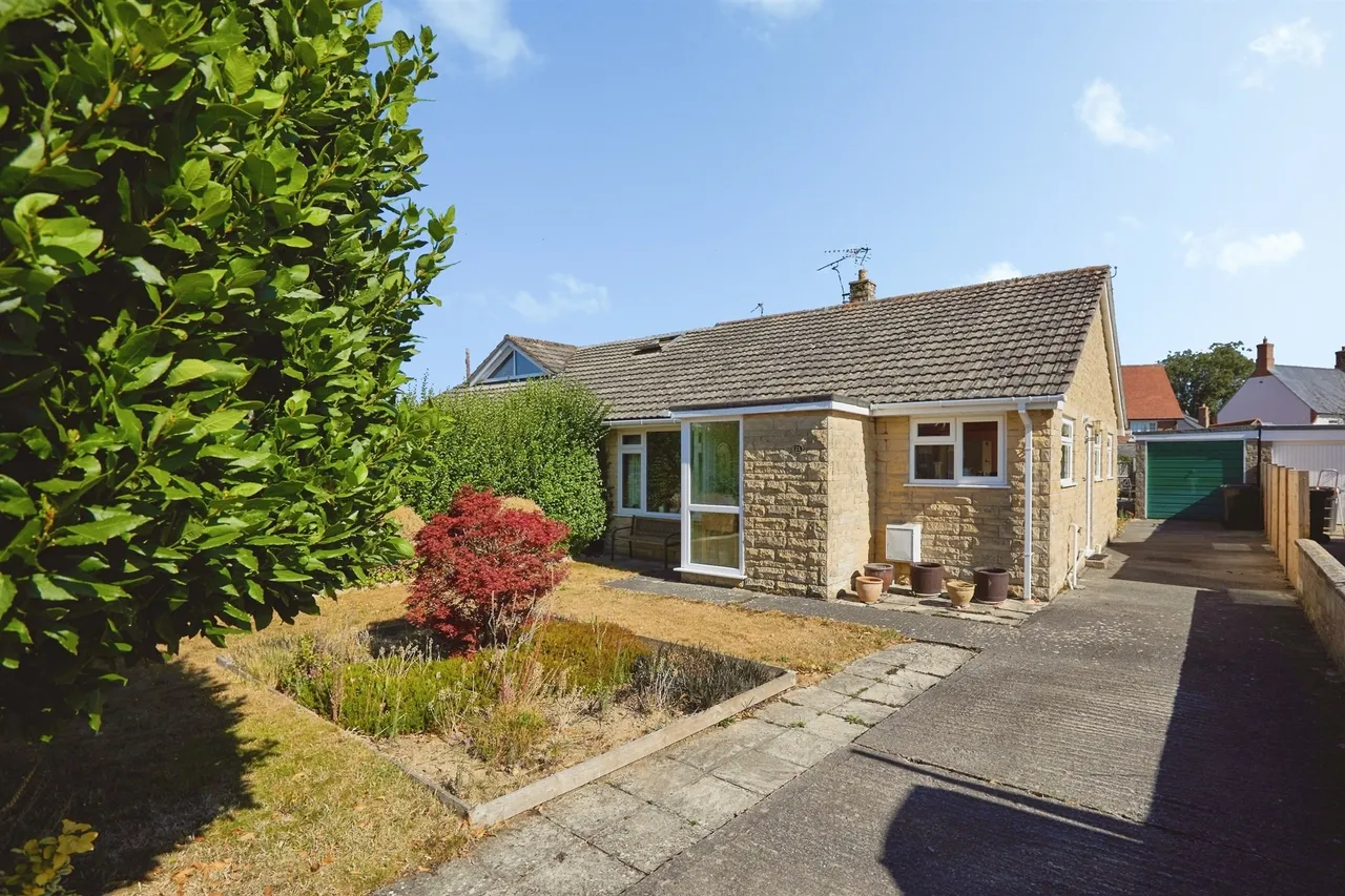 2 bed house for sale, Kentisworth Road, Marnhull, DT10