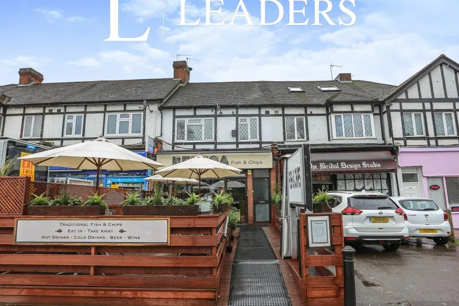 2 bed flat to rent, Upper Elmers End Road, Beckenham, BR3