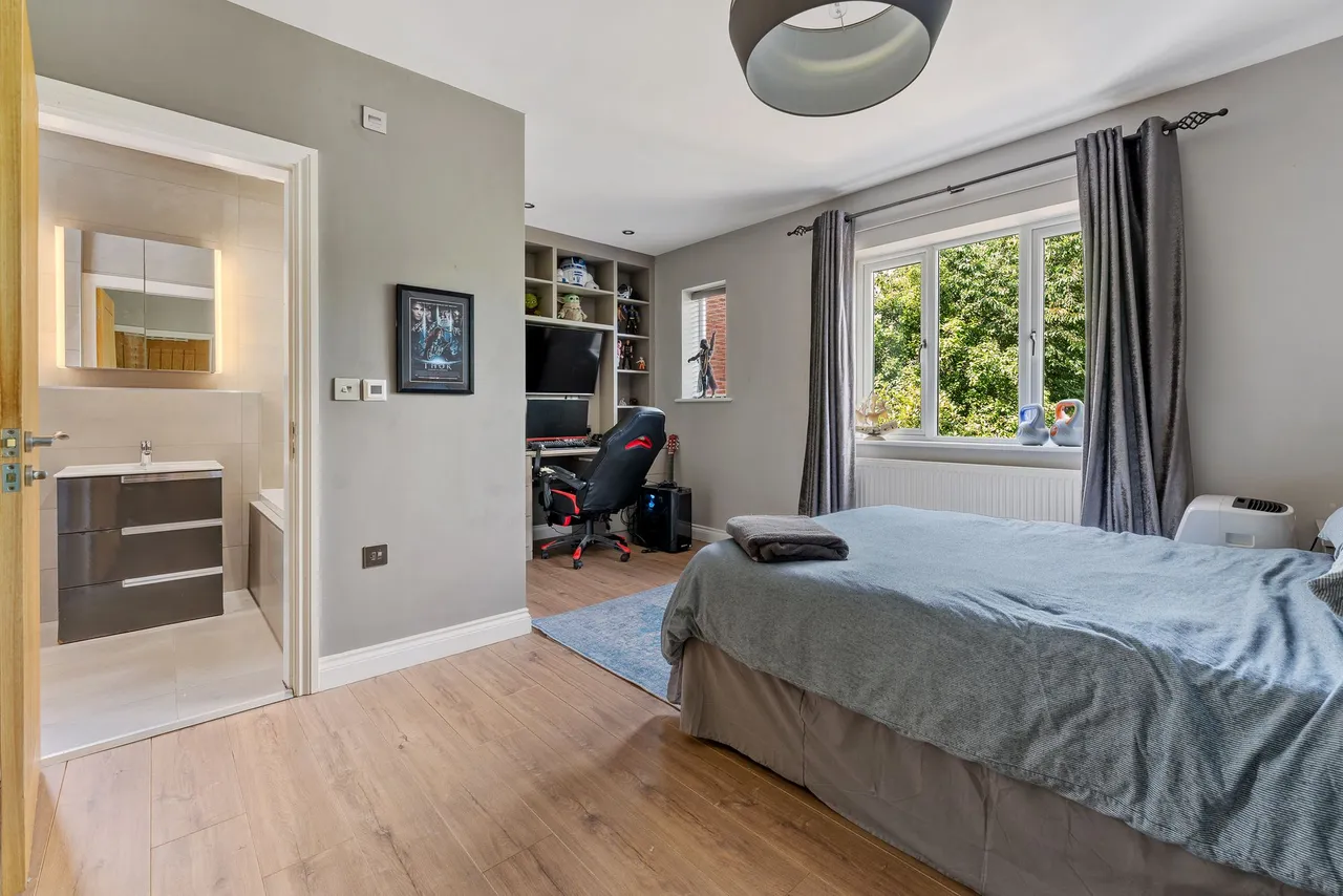Lakeside Road, Lymm, photo 25