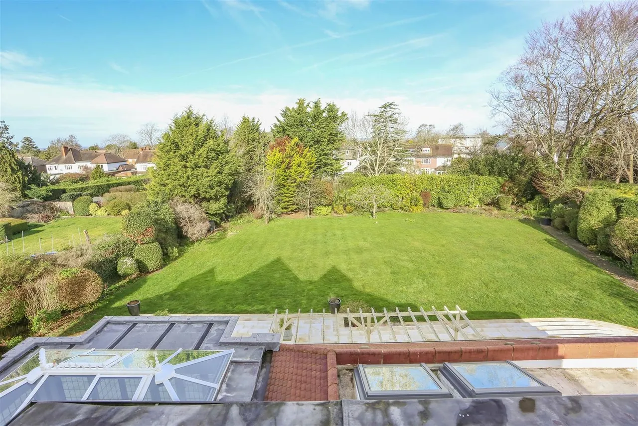 Downs Side, South Cheam, SM2 7EQ, photo 51