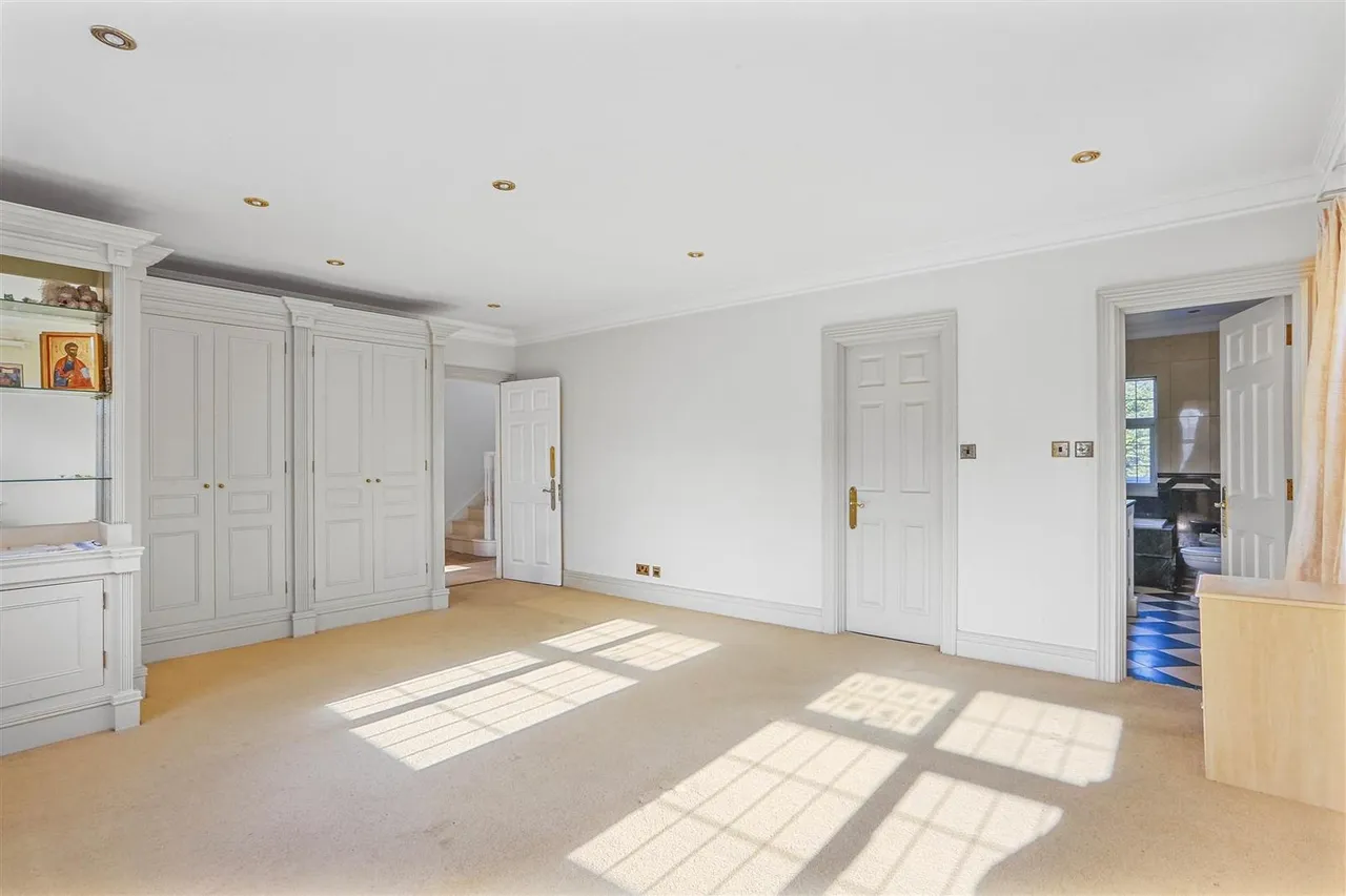 Downs Side, South Cheam, SM2 7EQ, photo 38