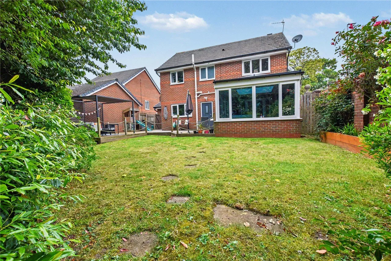 Shire Road, Morley, LS27, photo 12
